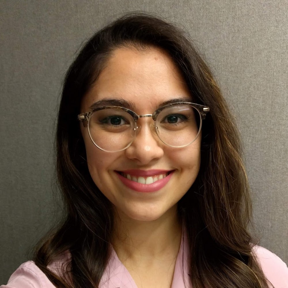 Meet your Posher, Daniela